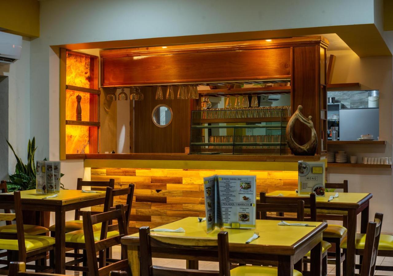 Framfor Inn Chetumal Exteriér fotografie