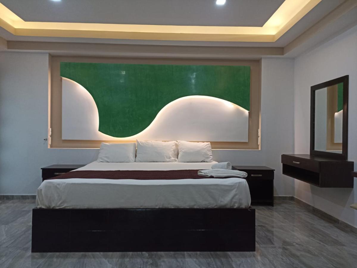 Framfor Inn Chetumal Exteriér fotografie
