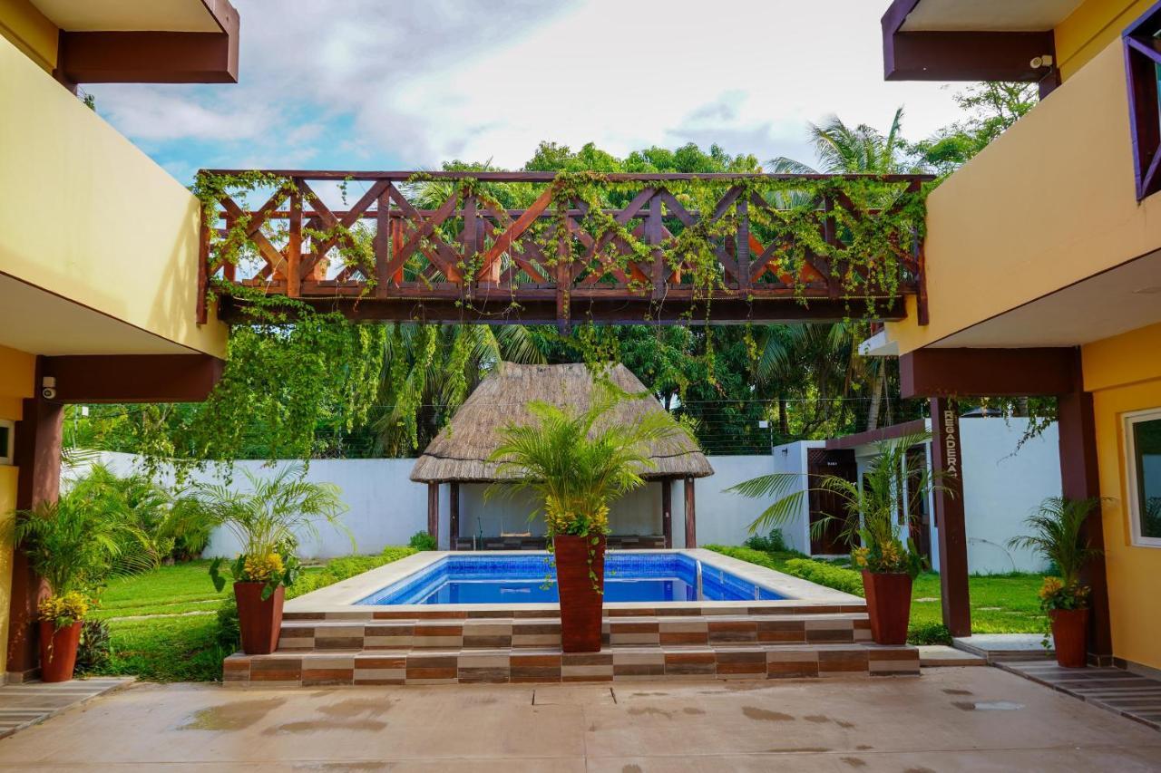 Framfor Inn Chetumal Exteriér fotografie